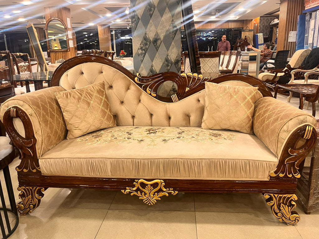 Royal Luxe Dewan